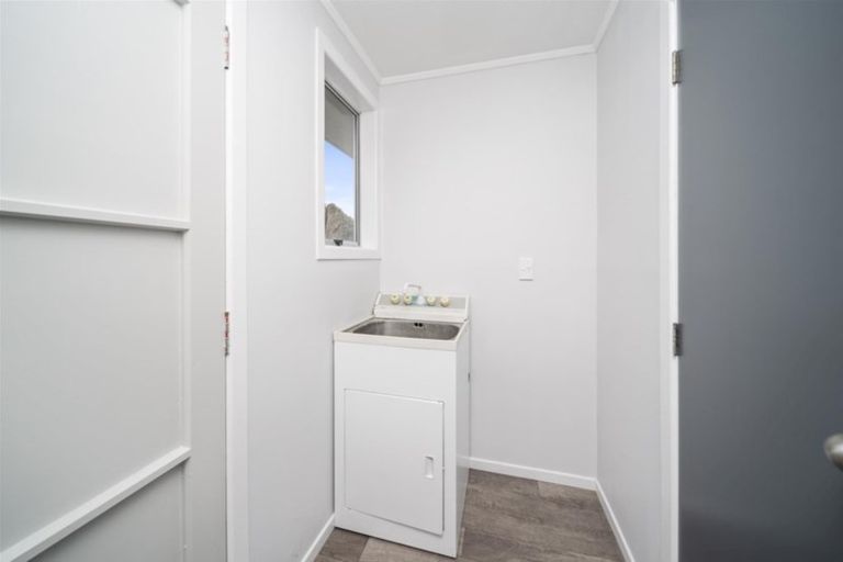 Photo of property in 22 Iredale Road, Hawera, 4610