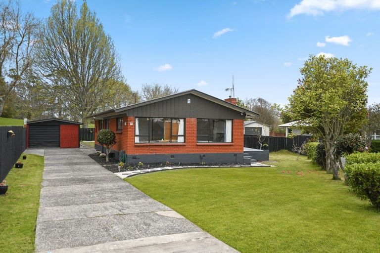 Photo of property in 59 Resthill Crescent, Glenview, Hamilton, 3206