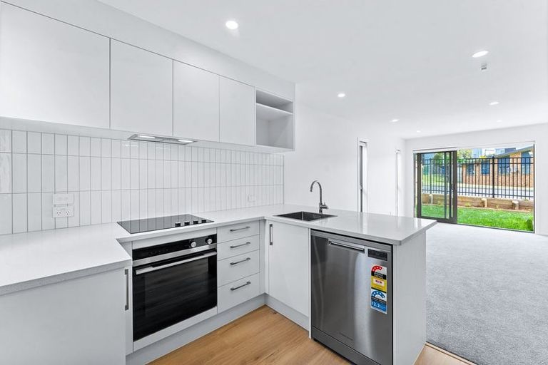 Photo of property in 113 Ngae Place, Mangere East, Auckland, 2024