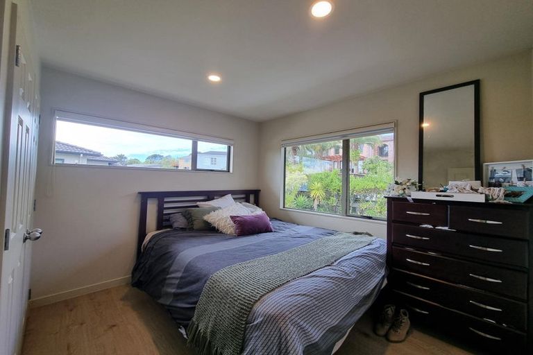 Photo of property in 15 Meteor Place, Schnapper Rock, Auckland, 0632