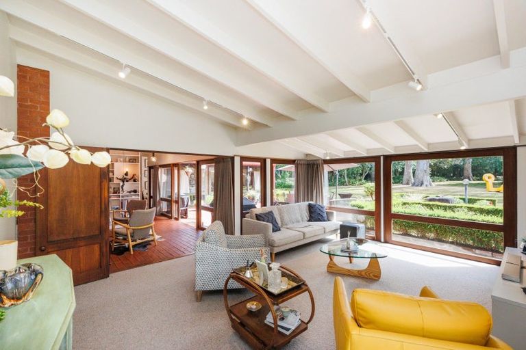 Photo of property in 39 Wanganui Road, Marton, 4710