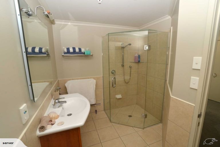 Photo of property in 209/136 Marine Parade, Mount Maunganui, 3116