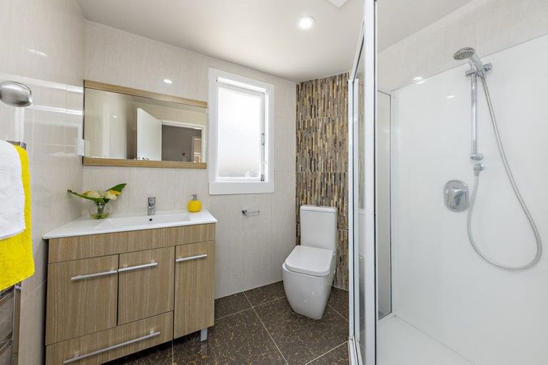 Photo of property in 15 Landscape Road, Papatoetoe, Auckland, 2025