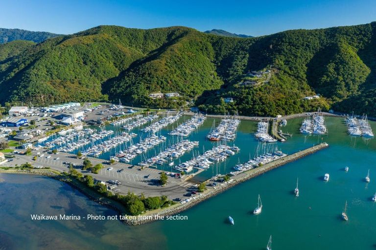 Photo of property in 354b Waikawa Road, Waikawa, Picton, 7220