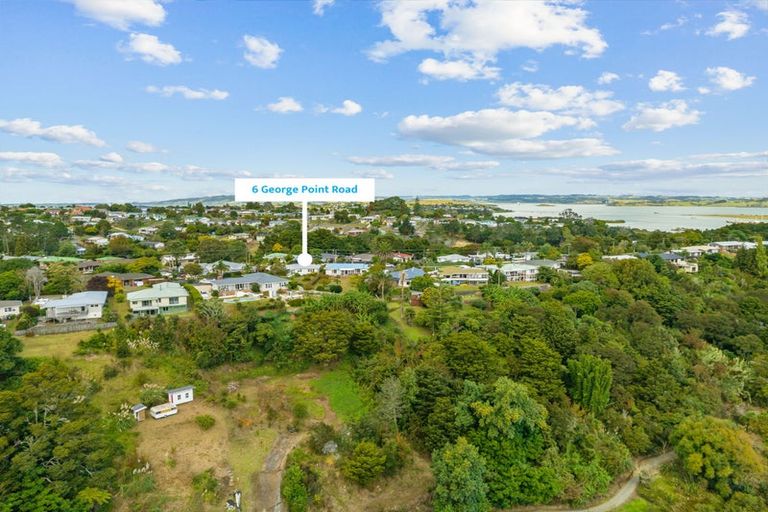 Photo of property in 6 George Point Road, Onerahi, Whangarei, 0110
