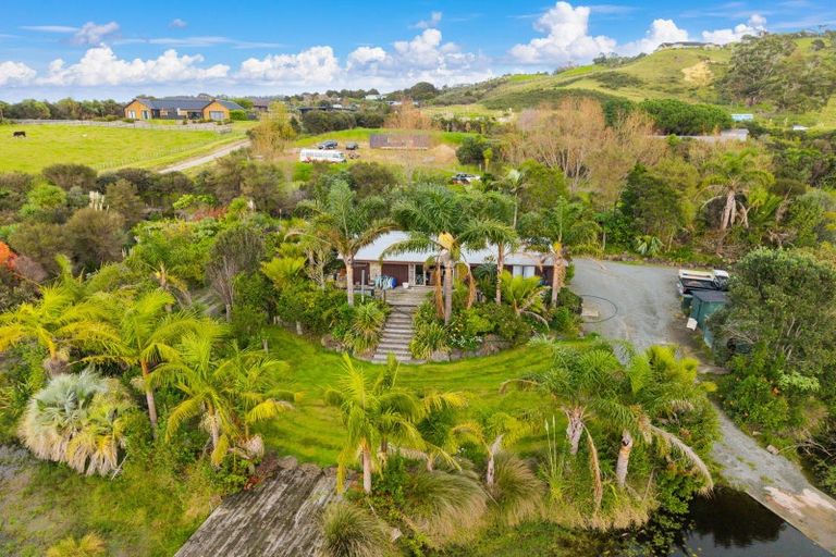Photo of property in 173b Tara Road, Mangawhai, 0573