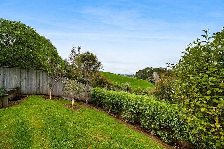 Photo of property in 42 Redwood Crescent, Hurdon, New Plymouth, 4310