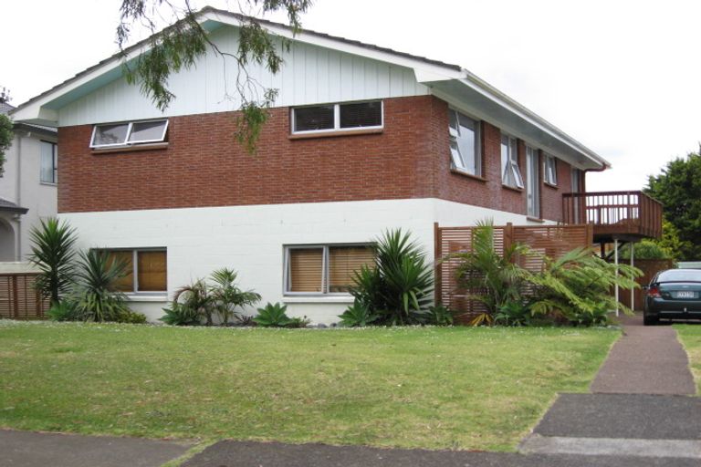 Photo of property in 103 Muir Avenue, Mangere Bridge, Auckland, 2022