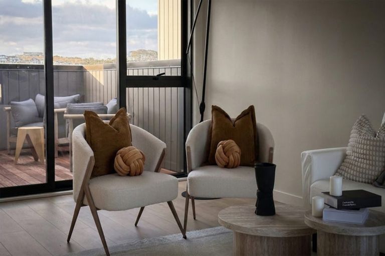 Photo of property in 14 Kiokio Street, Long Bay, Auckland, 0630