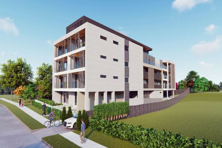 Photo of property in 18 Newington Road, Henderson, Auckland, 0612