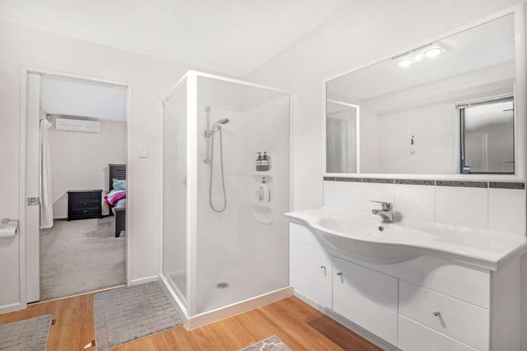 Photo of property in 8 Skipness Lane, Broomfield, Christchurch, 8042