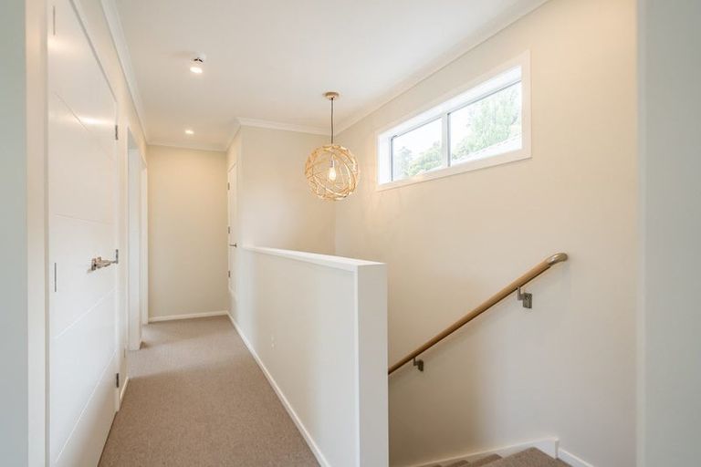 Photo of property in 70b Heretaunga Square, Silverstream, Upper Hutt, 5019