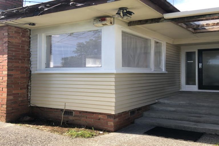 Photo of property in 3/98 Kenderdine Road, Papatoetoe, Auckland, 2025