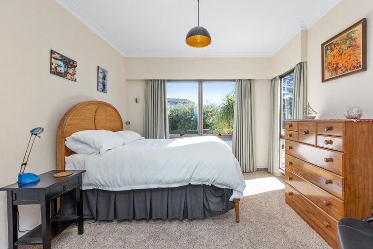 Photo of property in 128 Freyberg Avenue, Tamatea, Napier, 4112
