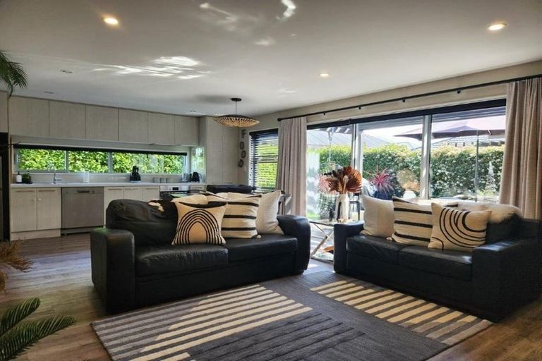 Photo of property in 19 Farnborough Way, Rolleston, 7615