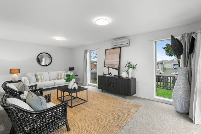 Photo of property in 19 Te Maru Place, Redwood, Christchurch, 8051