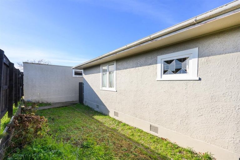 Photo of property in 32 Follett Street, Marton, 4710