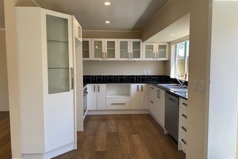 Photo of property in 1/7 Nakhle Place, Manurewa, Auckland, 2105