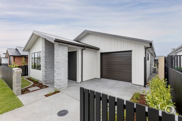 Photo of property in 35 Bale Close, Papamoa, 3118