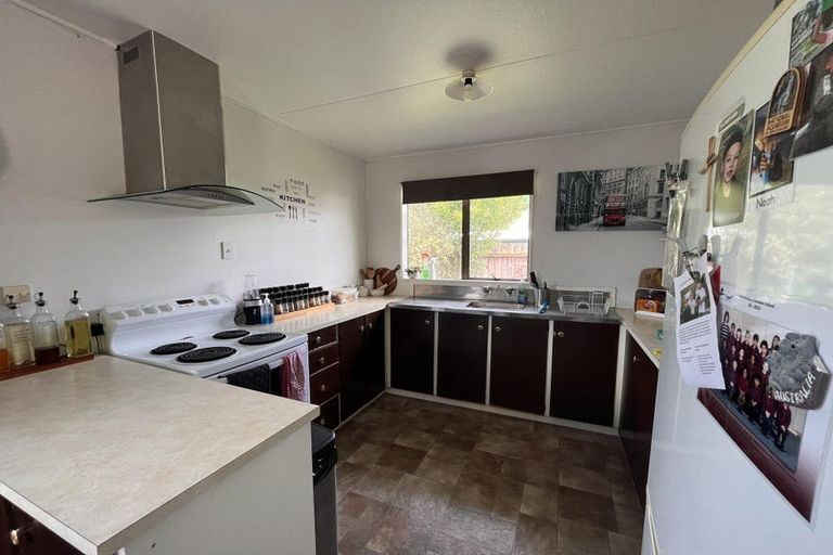 Photo of property in 11a Kaimanawa Street, Kelvin Grove, Palmerston North, 4414