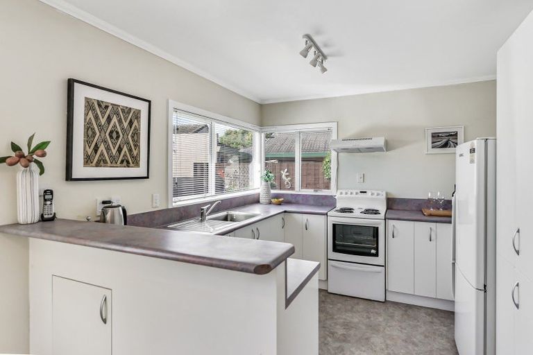 Photo of property in 35 Halyard Close, Flagstaff, Hamilton, 3210