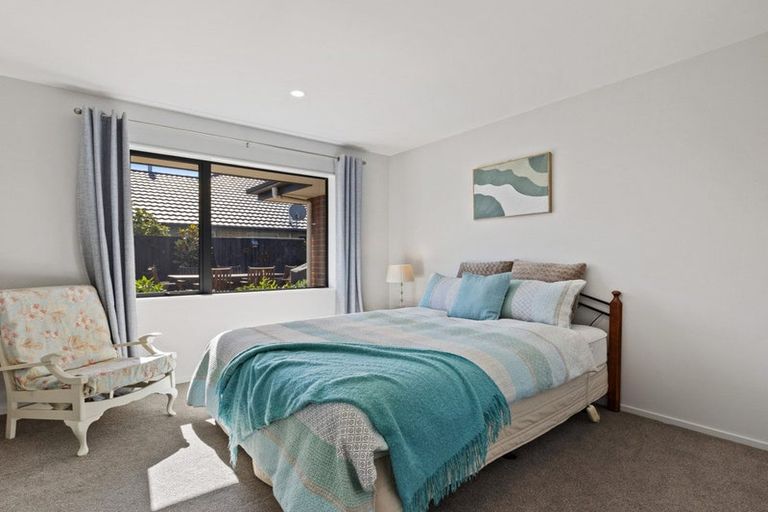 Photo of property in 35 Mounter Avenue, Northwood, Christchurch, 8051