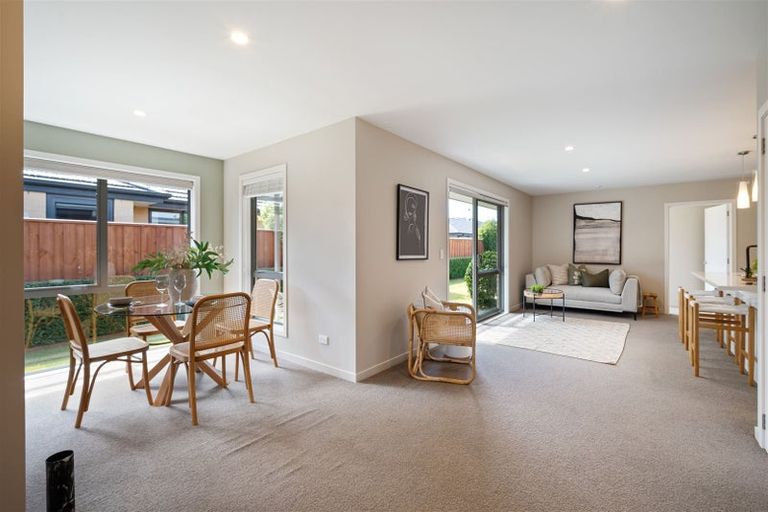 Photo of property in 37 Longcot Drive, Rolleston, 7615