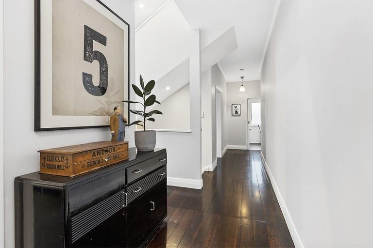 Photo of property in 83 Hataitai Road, Hataitai, Wellington, 6021