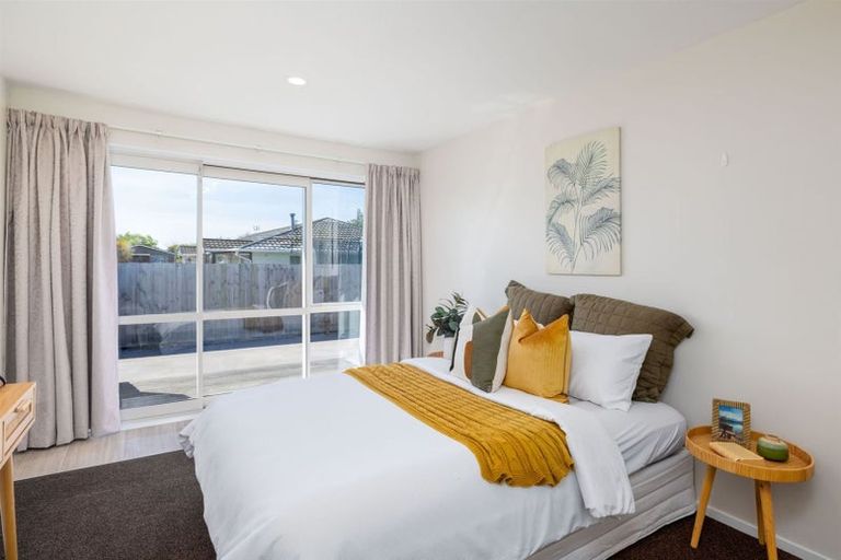Photo of property in 7 Farnborough Street, Aranui, Christchurch, 8061