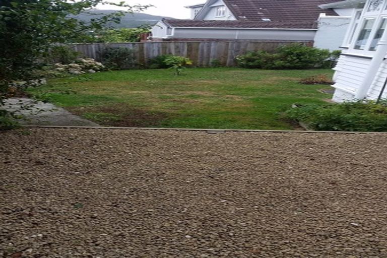 Photo of property in 62 Creswick Terrace, Northland, Wellington, 6012