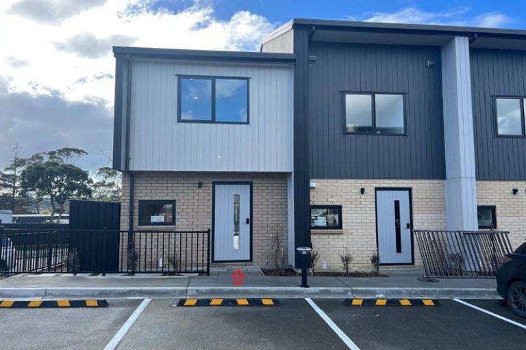 Photo of property in 84 Selo Street, Glen Eden, Auckland, 0602