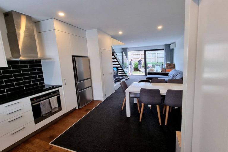 Photo of property in 20u9 Trent Street, Island Bay, Wellington, 6023