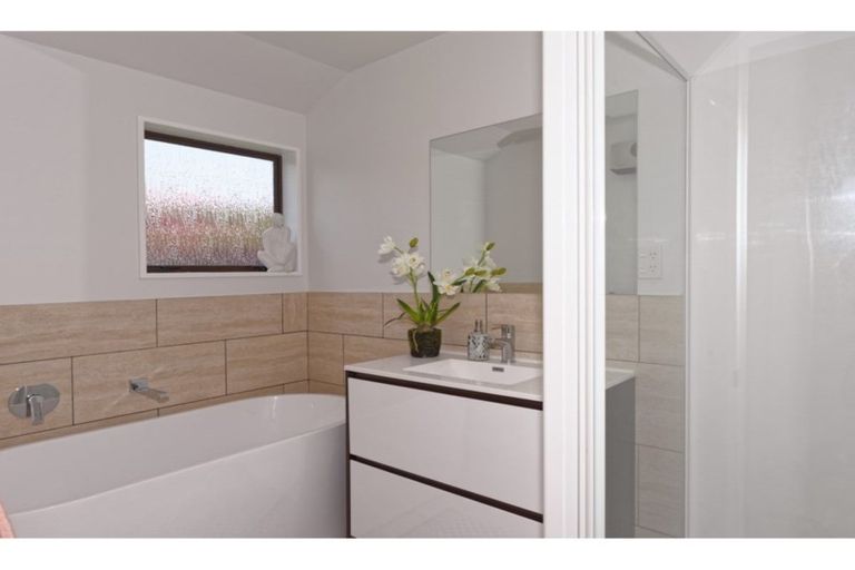 Photo of property in 36 Kirsten Place, Parklands, Christchurch, 8083