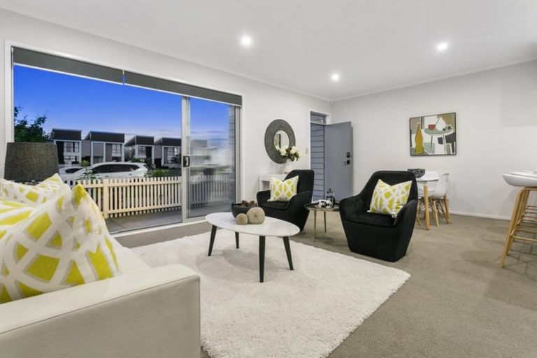 Photo of property in 9 Rangihina Road, Hobsonville, Auckland, 0616