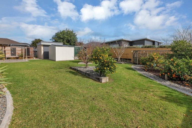 Photo of property in 5 Sando Way, One Tree Point, 0118