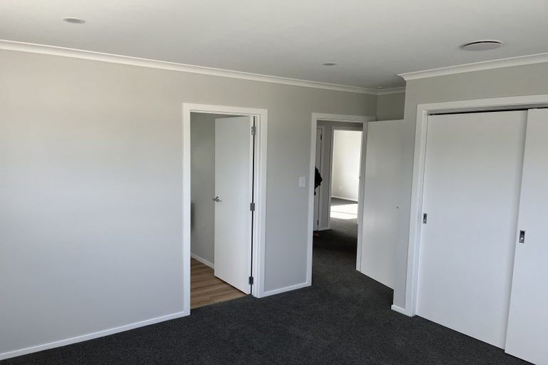 Photo of property in 1 Cynisca Crescent, Wallaceville, Upper Hutt, 5018