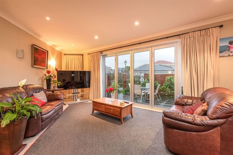 Photo of property in 2 Palazzo Lane, Riccarton, Christchurch, 8011