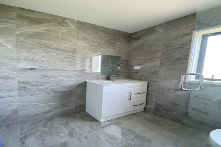 Photo of property in 72 Tawa Crescent, Manurewa, Auckland, 2102