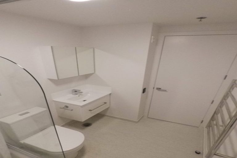 Photo of property in Vedado Apartments, 108/41u Hopper Street, Mount Cook, Wellington, 6011