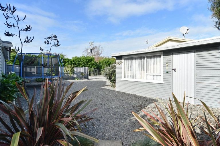 Photo of property in 4 James Avenue, Leithfield, 7481