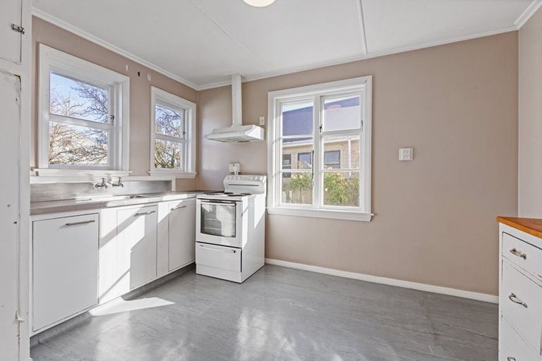 Photo of property in 15 Balgay Street, Upper Riccarton, Christchurch, 8041