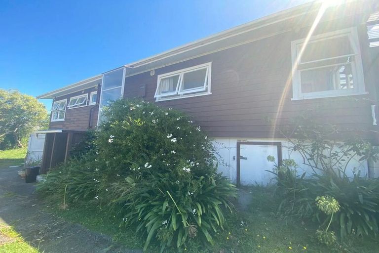 Photo of property in 4 Lympne Lane, Mangere, Auckland, 2022