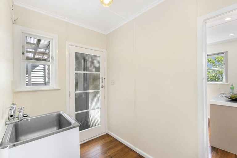 Photo of property in 72 Dominion Park Street, Johnsonville, Wellington, 6037