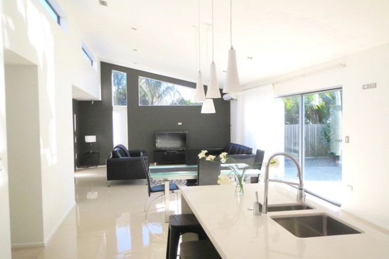 Photo of property in 73a Macarthur Street, Levin, 5510