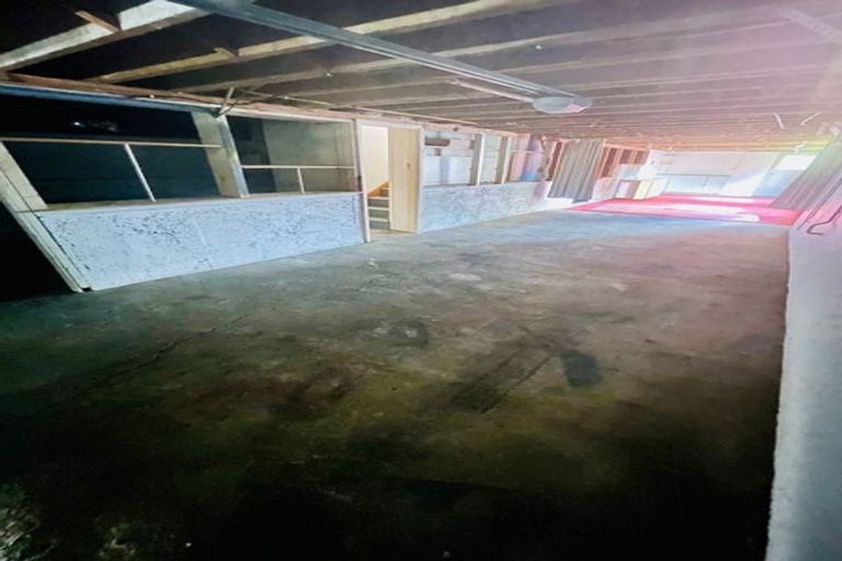 Photo of property in 88 Carrington Street, Lower Vogeltown, New Plymouth, 4310