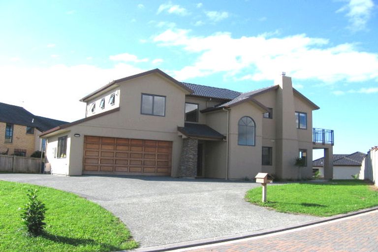 Photo of property in 6 Parani Court, Te Atatu Peninsula, Auckland, 0610