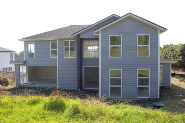 Photo of property in 6 Kahu Close, Orewa, 0931