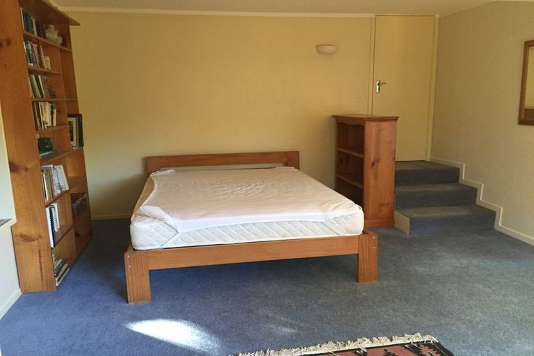 Photo of property in 7 Paturoa Road, Titirangi, Auckland, 0604