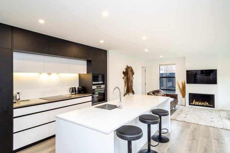 Photo of property in 7 Patton Place, Arrowtown, 9302