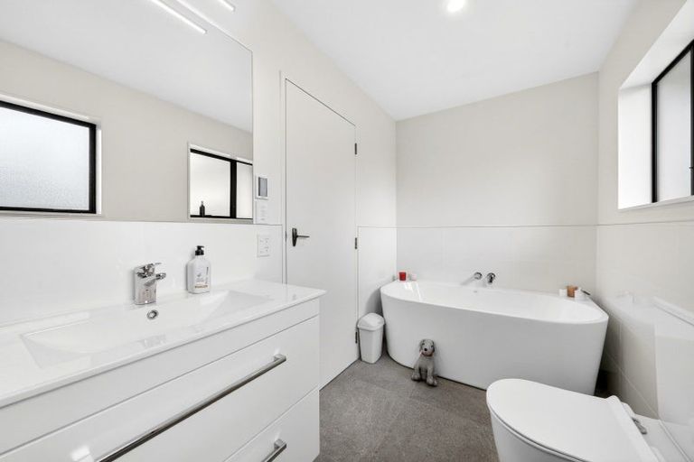 Photo of property in 59 Wood Street, Greytown, 5712
